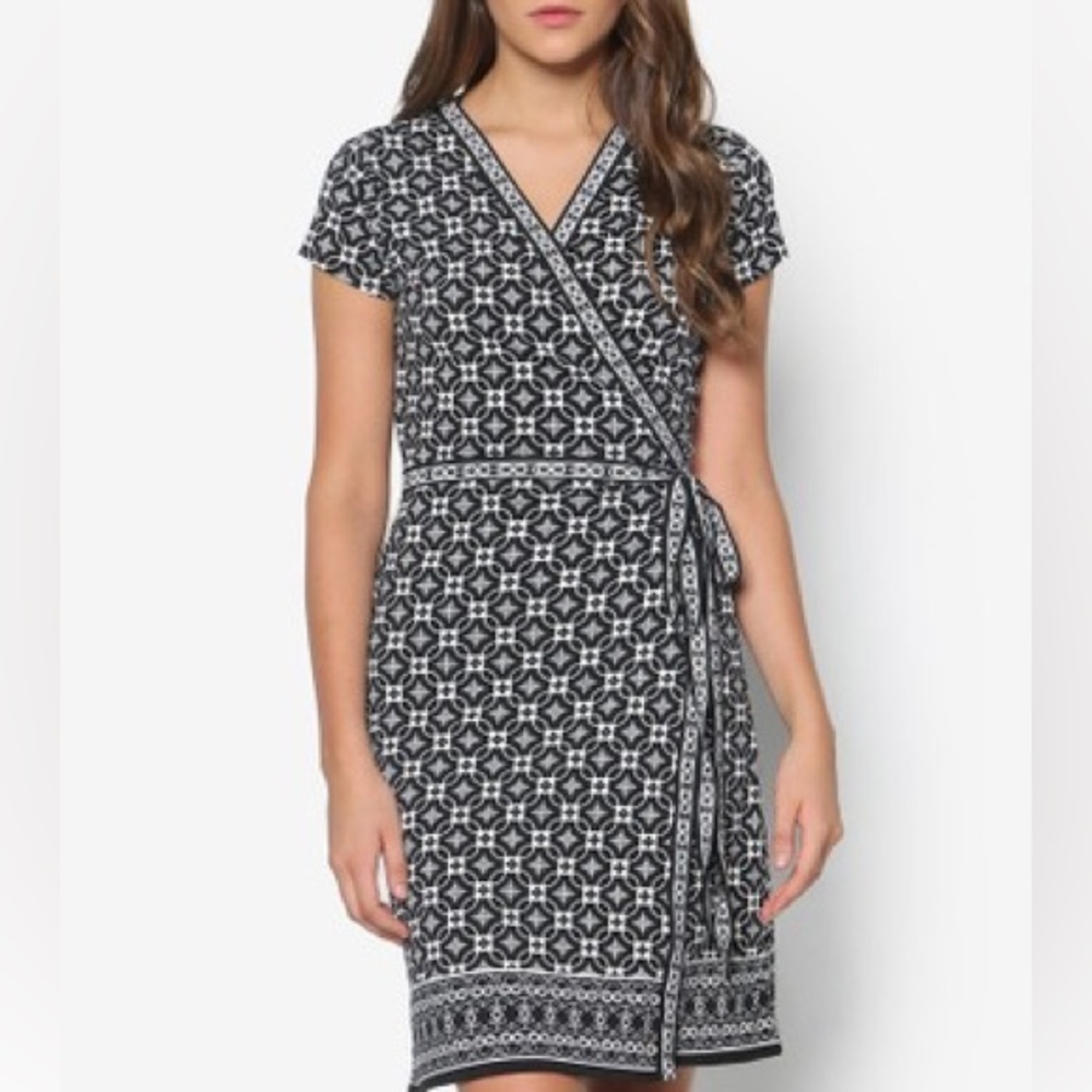 Max studio dress